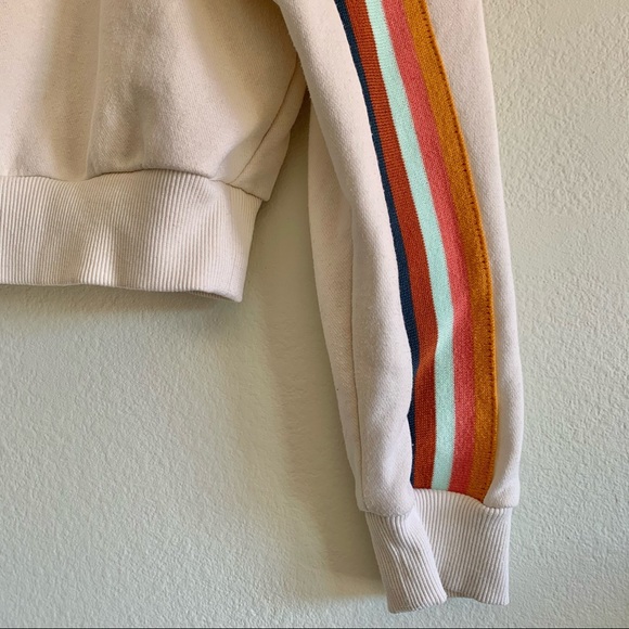 Retro striped sweater with O ring zipper - Picture 4 of 10